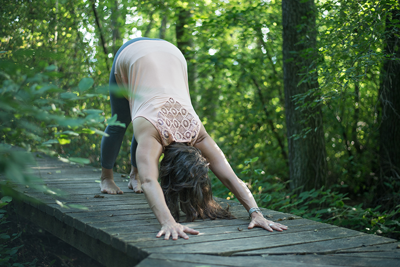 Yogastellung Yogalina Nadja Krähenbühl